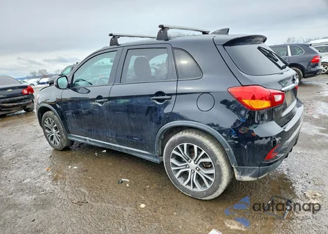 2018 Mitsubishi Outlander Sport Es z USA, uszkodzony, nr VIN JA4AP3AU1JZ001085